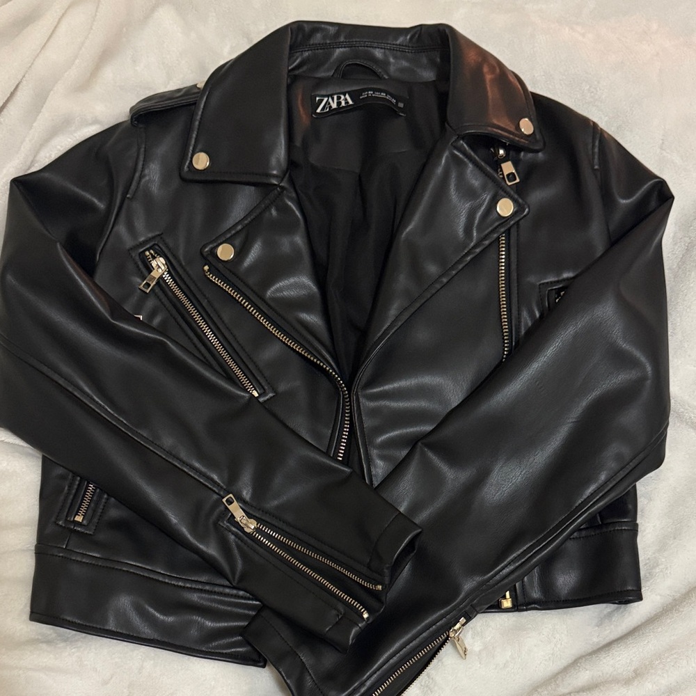 Zara Cropped Black Leather Biker Jacket
